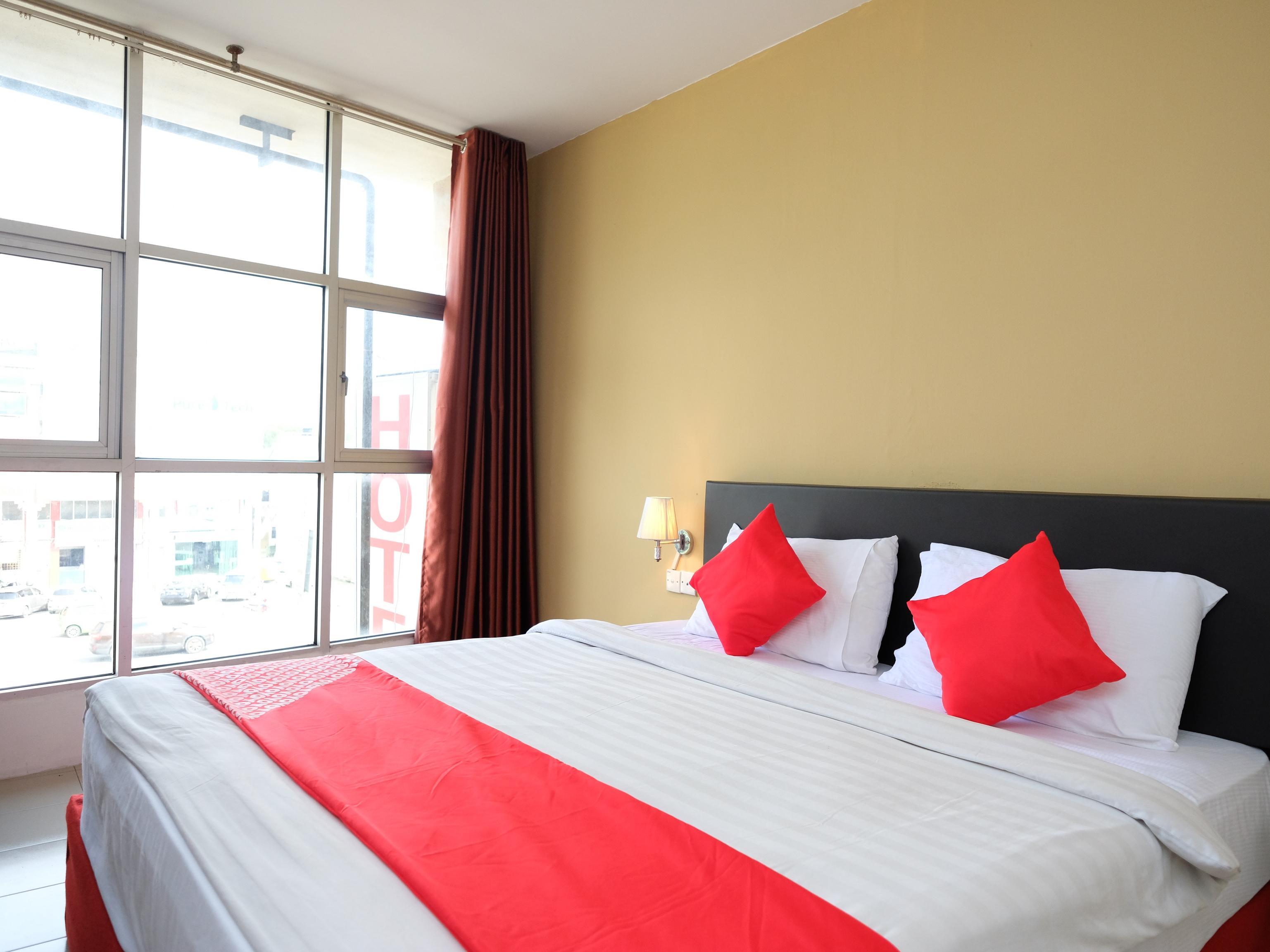 Hotel Grand 3*